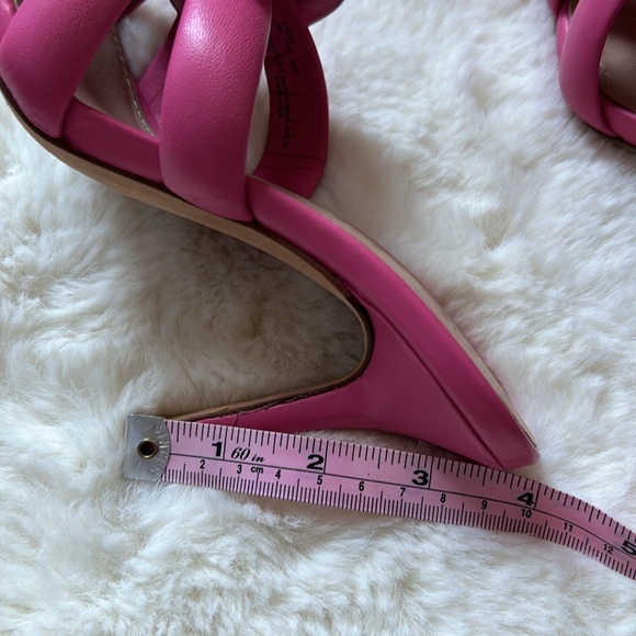 Coach sandal size 5 wore once - Picture 6 of 6